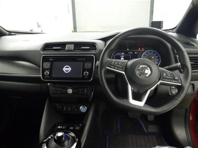 2019 Nissan Leaf - Thumbnail