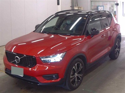 2021 Volvo XC40 - Thumbnail