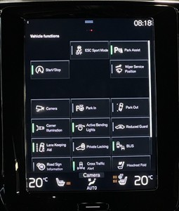 2021 Volvo XC40 - Thumbnail