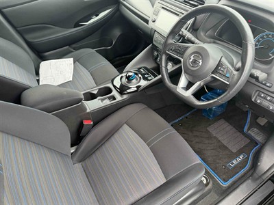 2019 Nissan Leaf - Thumbnail