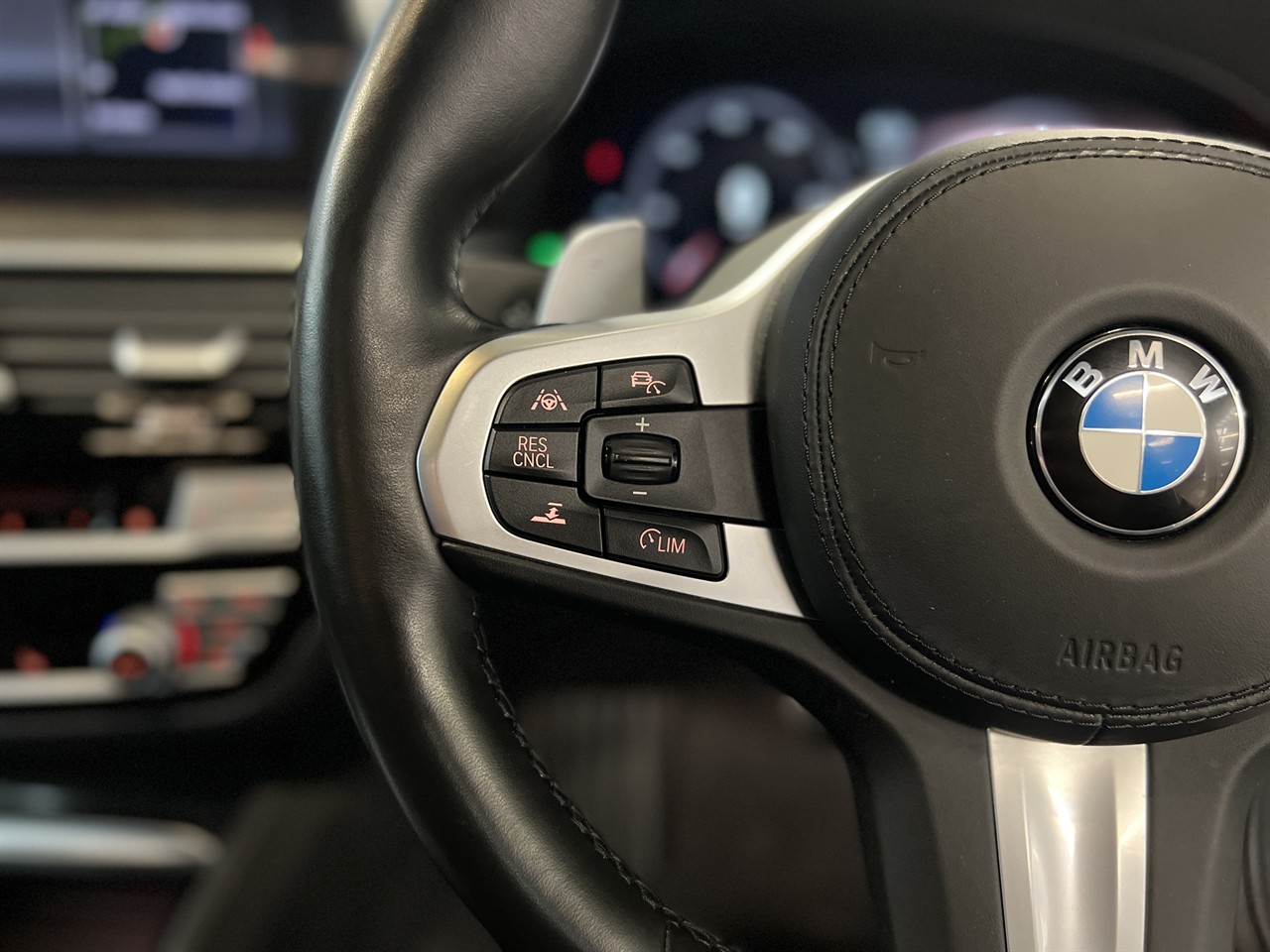 2019 BMW 530i