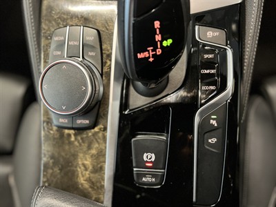 2019 BMW 530i - Thumbnail