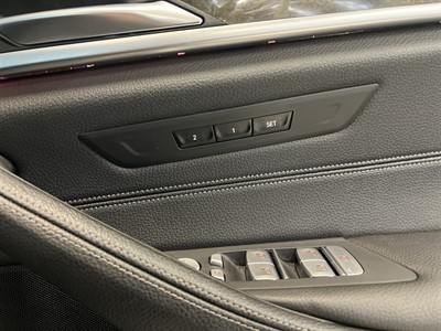 2019 BMW 530i - Thumbnail