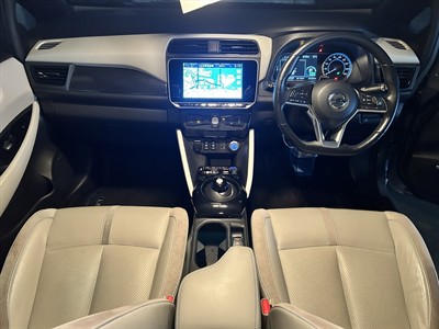 2020 Nissan Leaf - Thumbnail