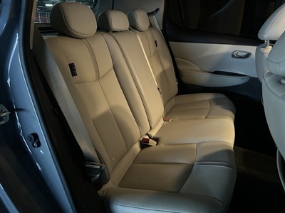 2020 Nissan Leaf - Thumbnail