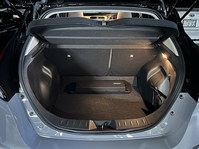 2020 Nissan Leaf - Thumbnail