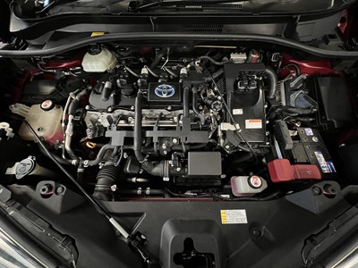 2017 Toyota C-HR - Thumbnail