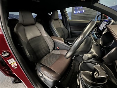 2017 Toyota C-HR - Thumbnail