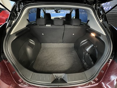 2022 Nissan Leaf - Thumbnail
