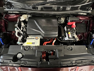 2022 Nissan Leaf - Thumbnail