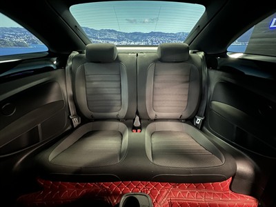 2017 Volkswagen Beetle - Thumbnail