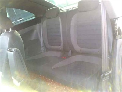 2017 Volkswagen Beetle - Thumbnail