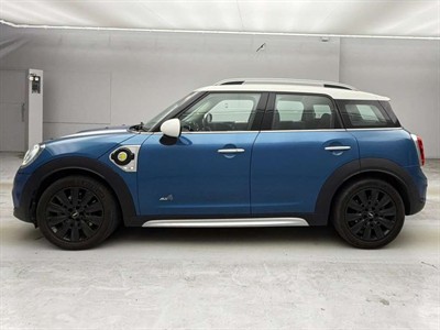 2017 Mini Countryman - Thumbnail