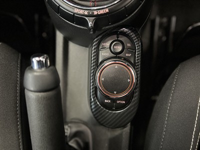 2017 Mini Cooper - Thumbnail