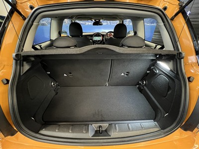 2017 Mini Cooper - Thumbnail