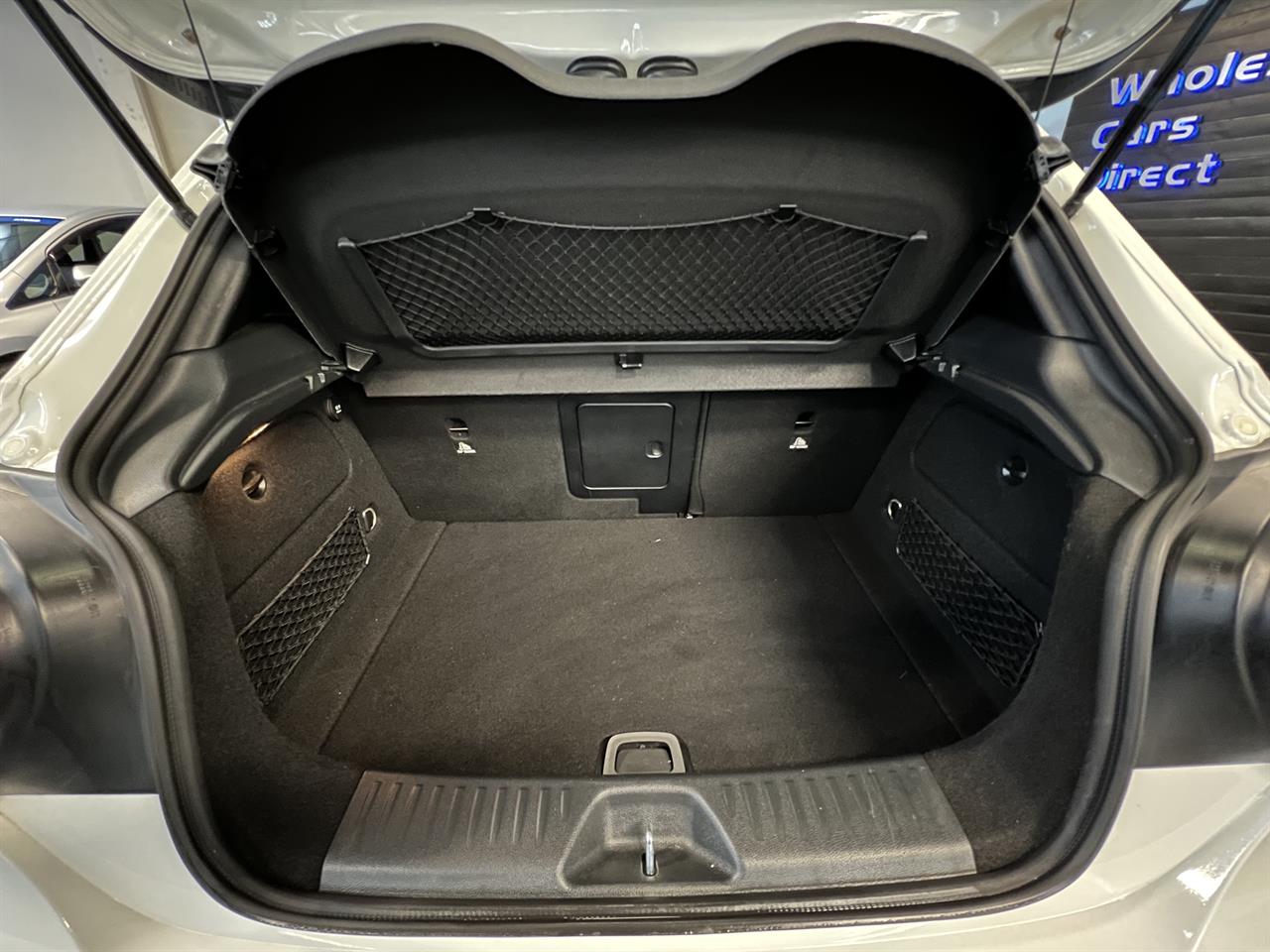 2017 Mercedes-Benz A 250