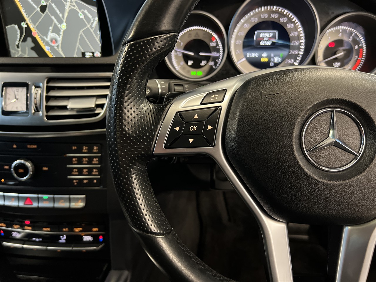 2015 Mercedes-Benz E 300