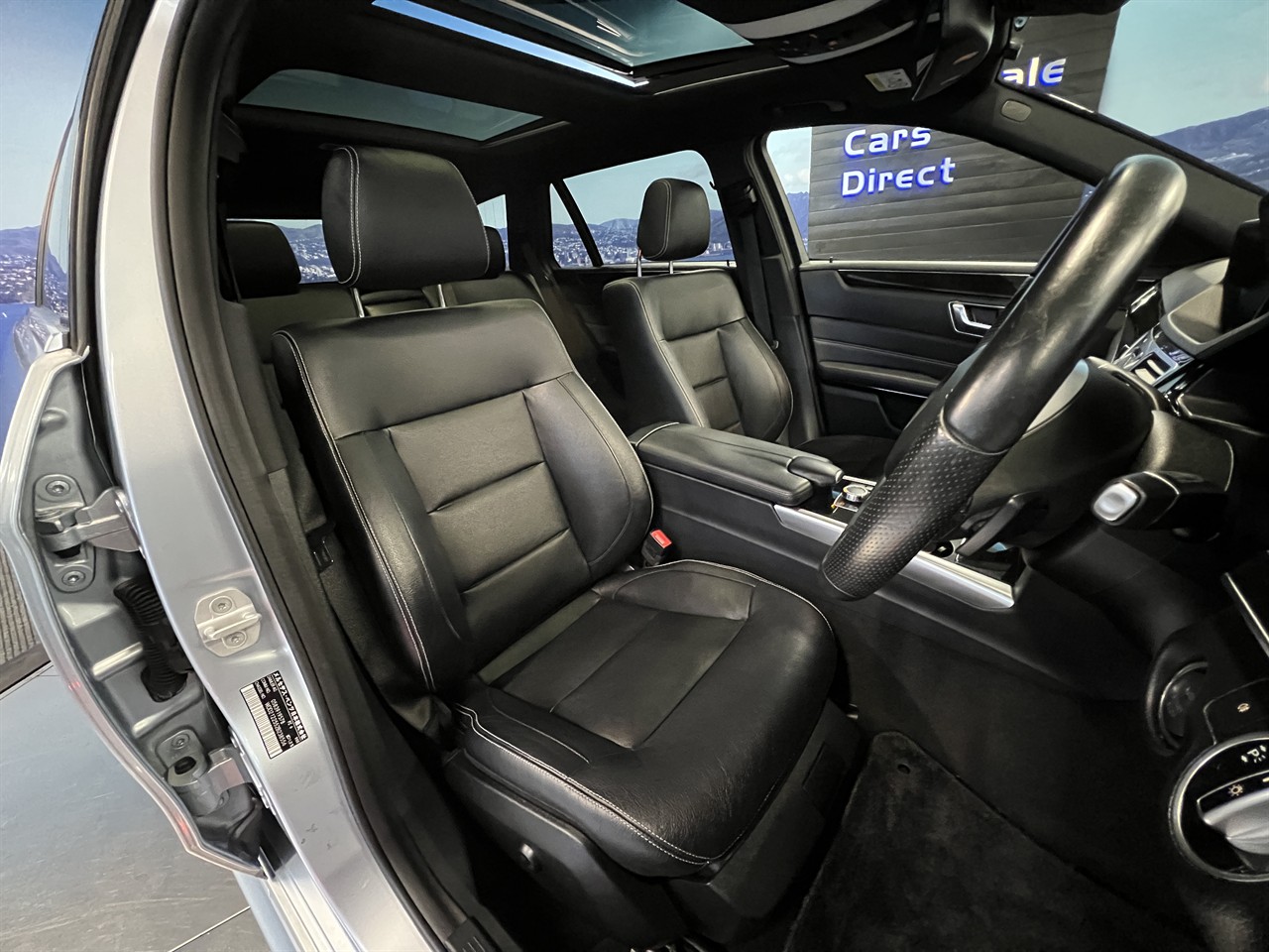 2015 Mercedes-Benz E 300