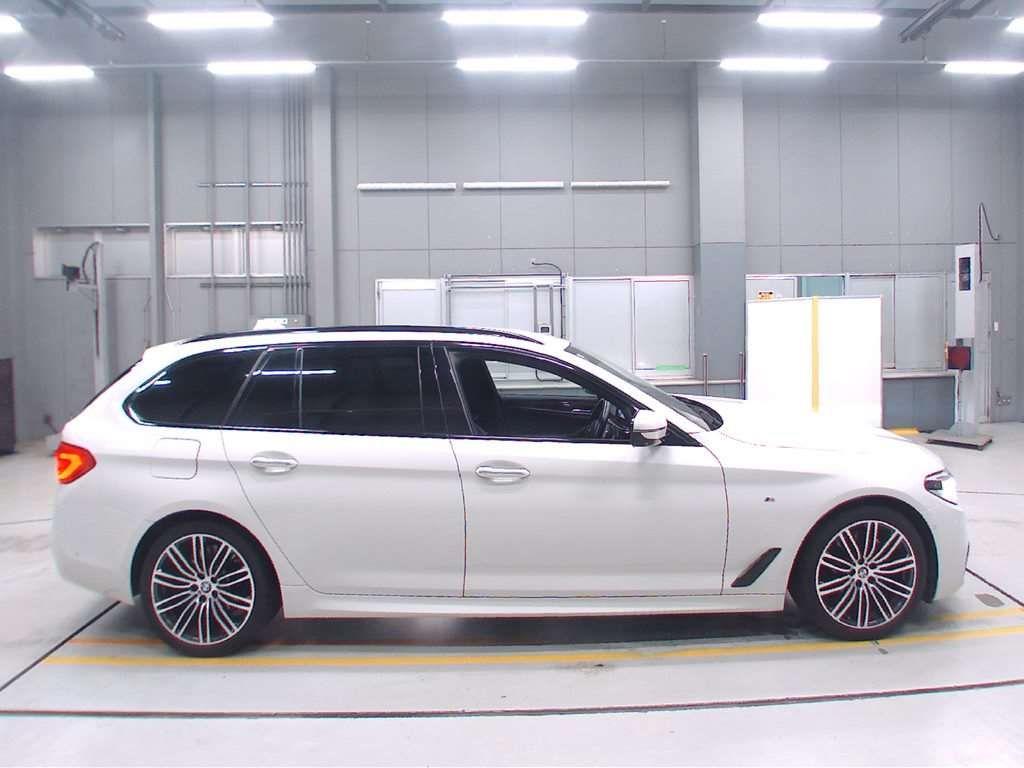 2017 BMW 530i