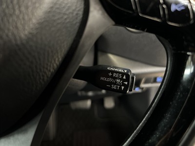 2019 Toyota C-HR - Thumbnail