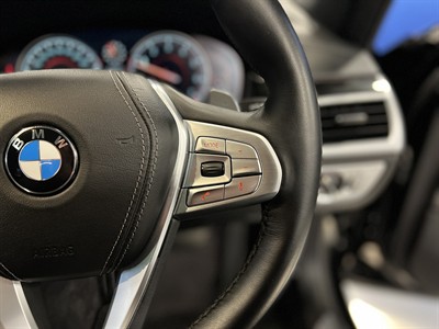 2017 BMW 750i - Thumbnail