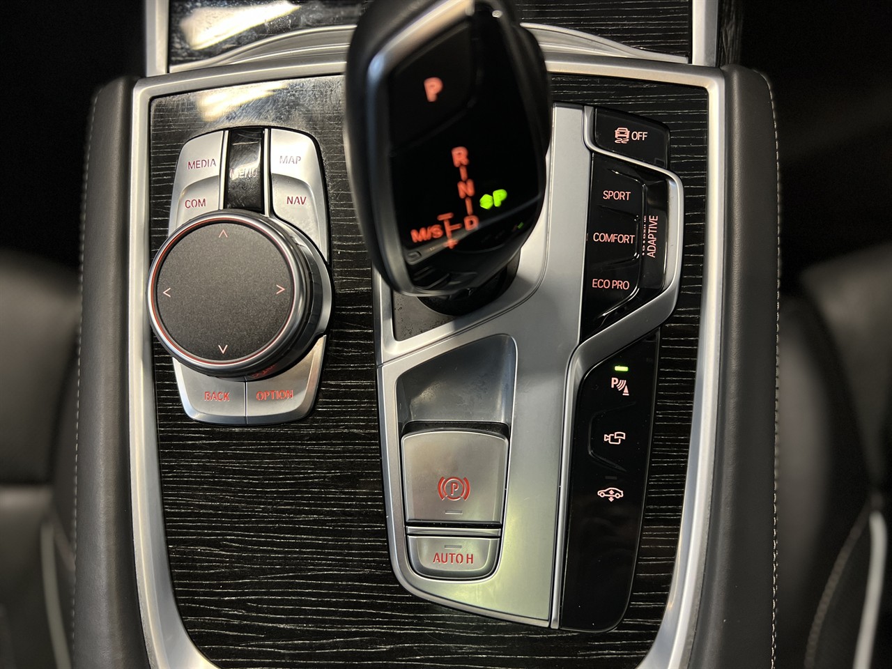 2017 BMW 750i