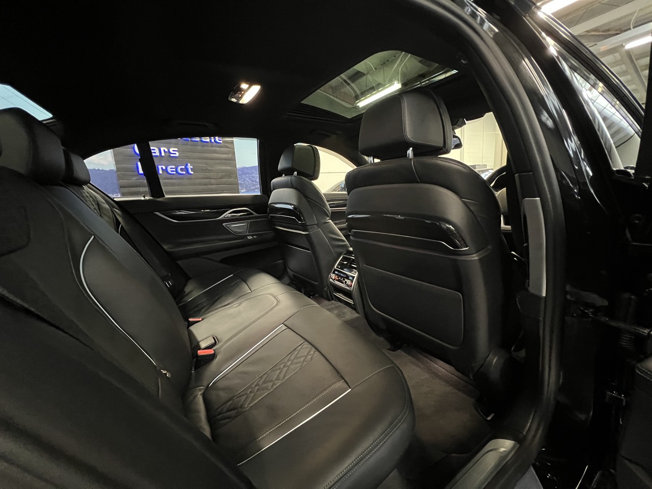 2017 BMW 750i