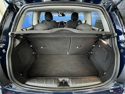 2017 Mini Cooper - Thumbnail