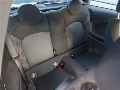 2017 Mini Cooper - Thumbnail