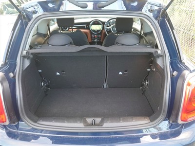 2017 Mini Cooper - Thumbnail