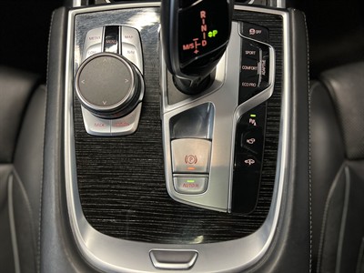2018 BMW 750Li - Thumbnail