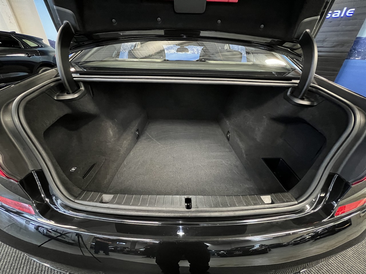 2018 BMW 750Li