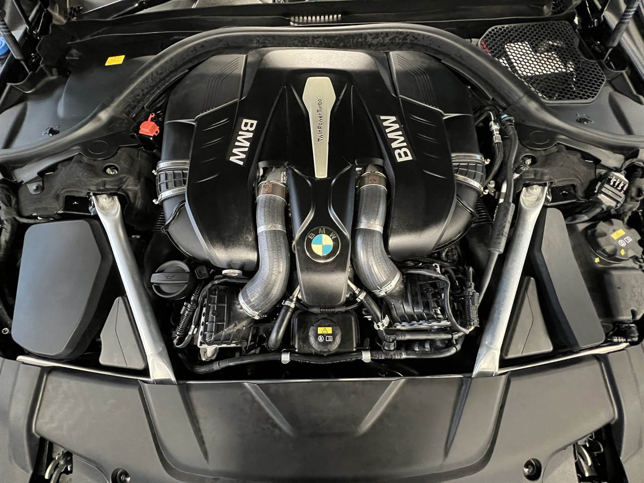 2018 BMW 750Li