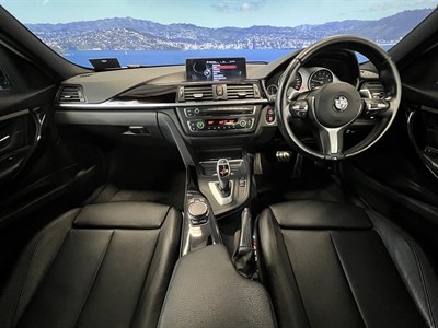 2015 BMW 320i - Thumbnail