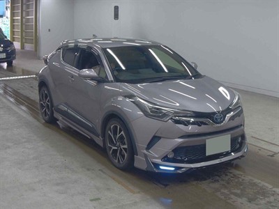 2017 Toyota C-HR - Thumbnail