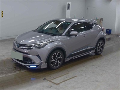 2017 Toyota C-HR - Thumbnail
