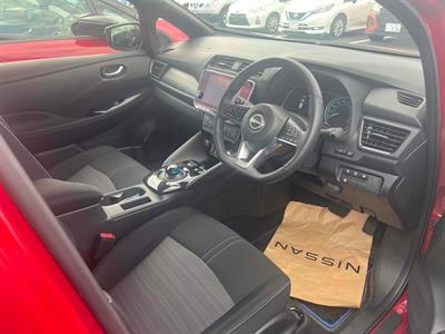 2022 Nissan Leaf - Thumbnail