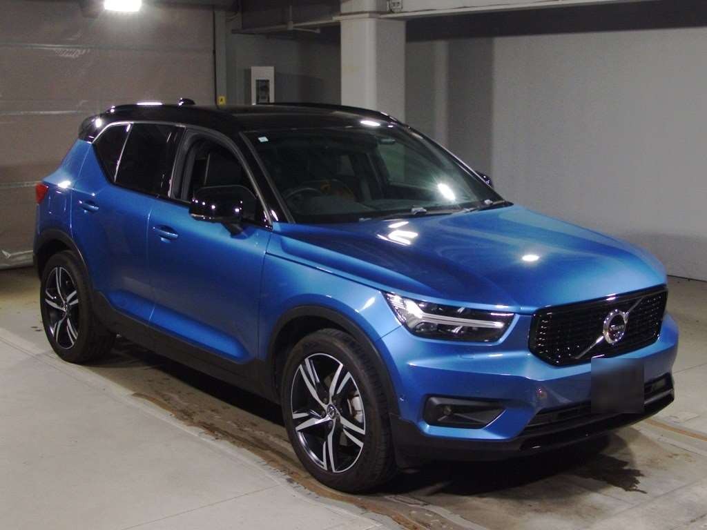 2021 Volvo XC40