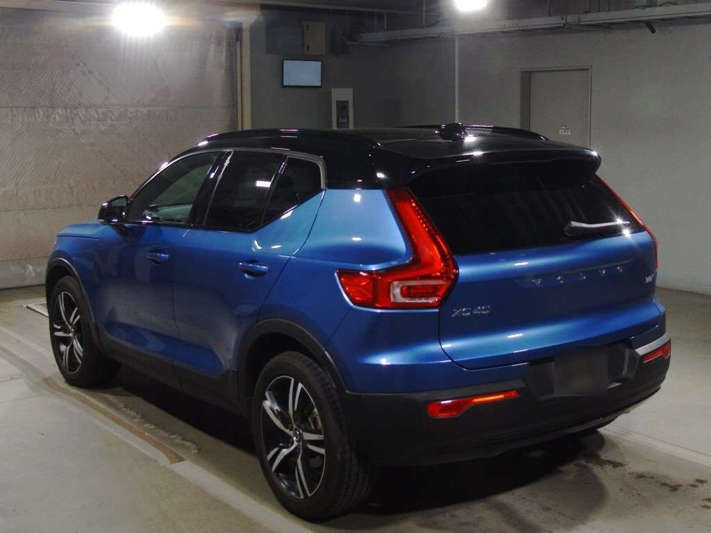 2021 Volvo XC40