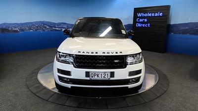 2017 Land Rover Range Rover - Thumbnail