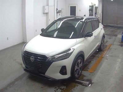 2021 Nissan Kicks - Thumbnail