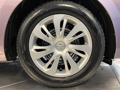 2014 Mazda Demio - Thumbnail