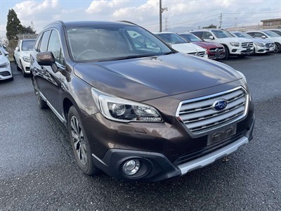 2017 Subaru Outback - Thumbnail