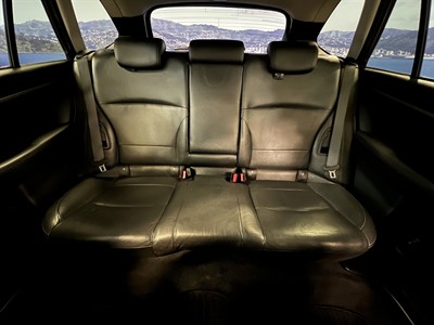 2017 Subaru Outback - Thumbnail