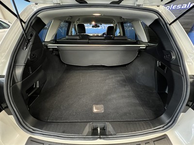 2017 Subaru Outback - Thumbnail