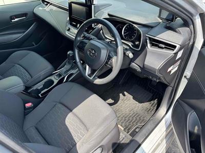 2018 Toyota Corolla - Thumbnail