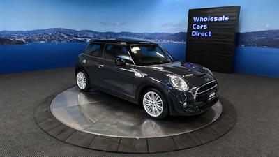 2016 Mini Cooper - Thumbnail