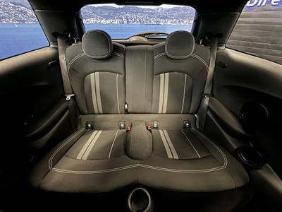 2016 Mini Cooper - Thumbnail