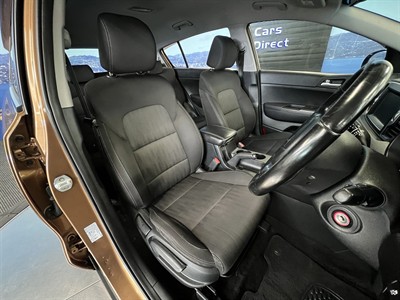 2016 Kia Sportage - Thumbnail