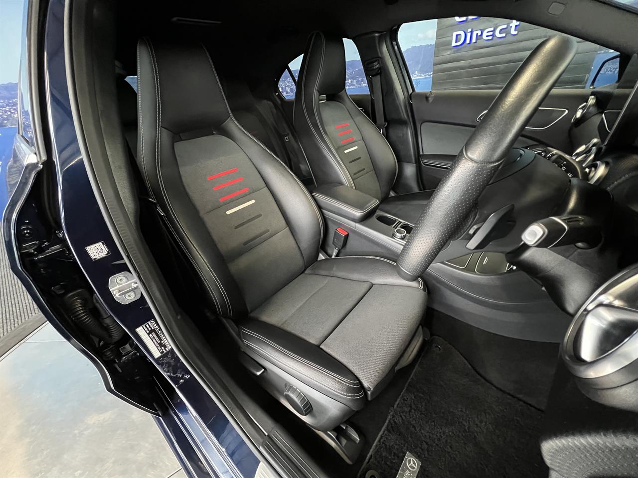 2017 Mercedes-Benz A 180